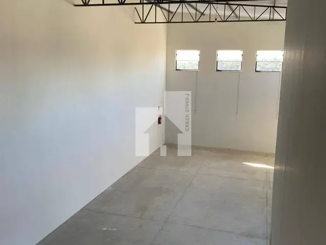 Galpão / Barracão com 350m², para alugar, no bairro Vila Nova Trieste em Jarinu