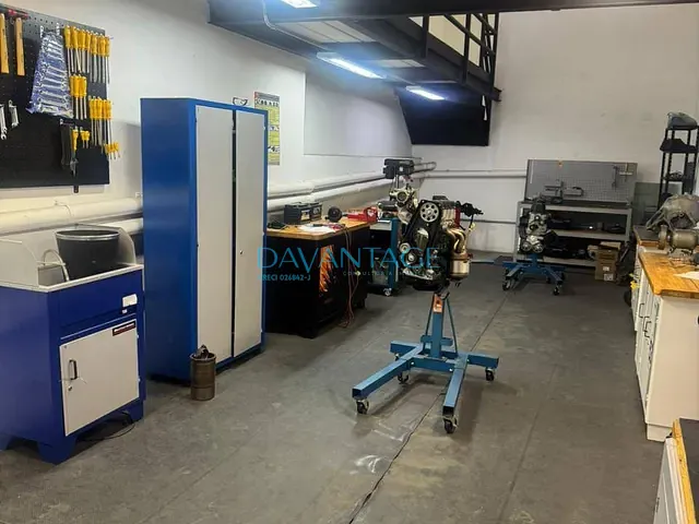 Prédio com 176m², à venda, no bairro Lapa em São Paulo