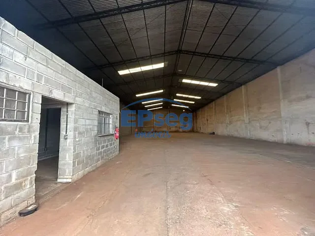 Galpão / Barracão para alugar, no bairro Jardim Riviera em Cambé