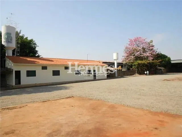 Galpão / Barracão com 2610m², à venda, no bairro Betel em Paulínia
