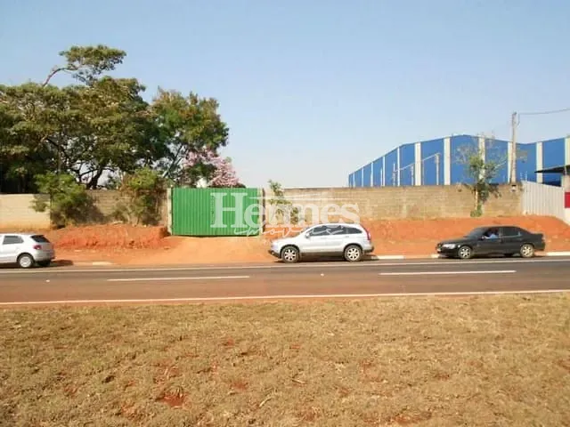 Galpão / Barracão com 2610m², à venda, no bairro Betel em Paulínia