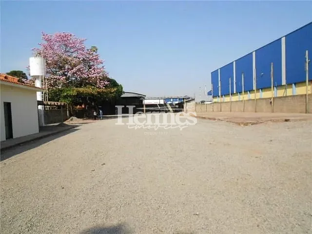 Galpão / Barracão com 2610m², à venda, no bairro Betel em Paulínia