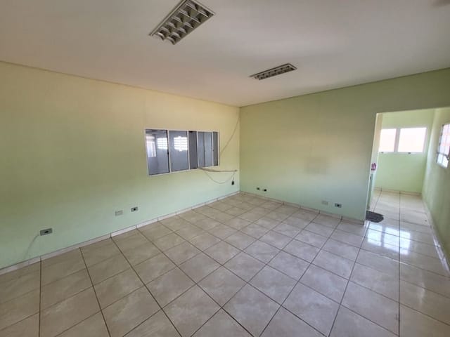 Galpão / Barracão com 300m², à venda, no bairro Paraíso (Polvilho) em Cajamar