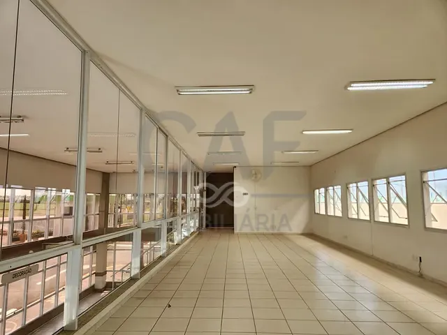 Loja com 300m², para alugar, no bairro Borda da Mata em Jaguariúna