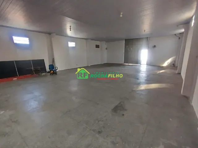 Galpão / Barracão com 299m² 1 quarto e 1 banheiro, para alugar, no bairro Vermelha em Teresina