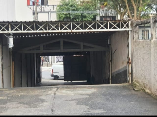 Galpão / Barracão com 312m², à venda, no bairro Liberdade em São Paulo