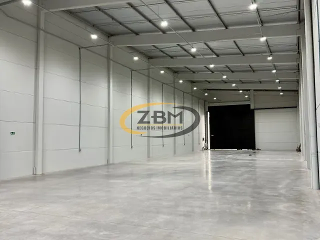 Galpão / Barracão com 650m², para alugar, no bairro Andes em Londrina