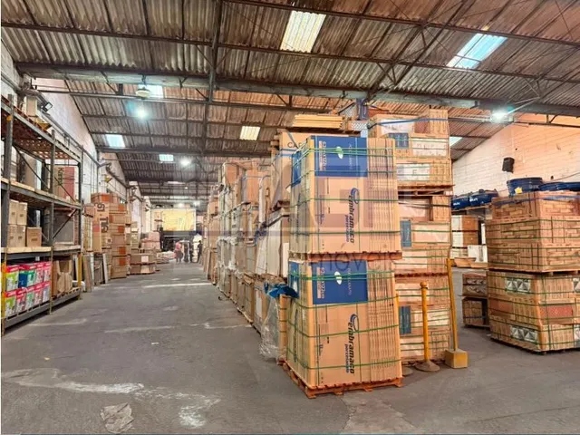 Galpão / Barracão com 5222m², à venda ou para alugar, no bairro Vila Nogueira em Diadema