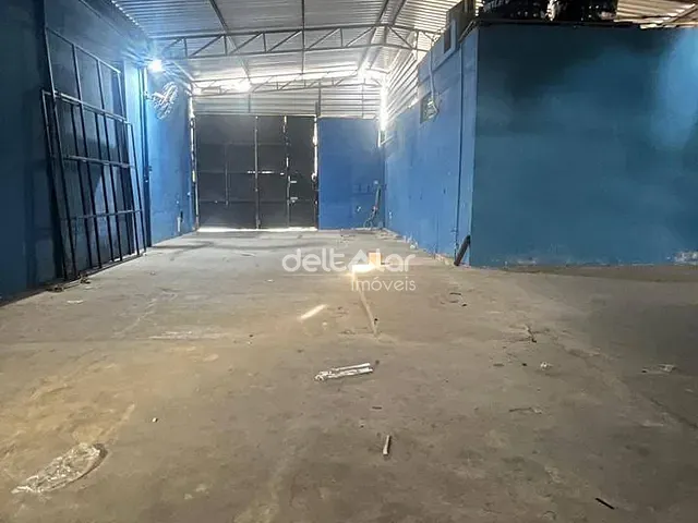 Galpão / Barracão com 429m², para alugar, no bairro Pampulha em Belo Horizonte
