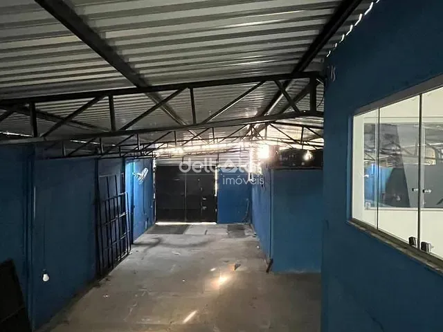 Galpão / Barracão com 429m², para alugar, no bairro Pampulha em Belo Horizonte