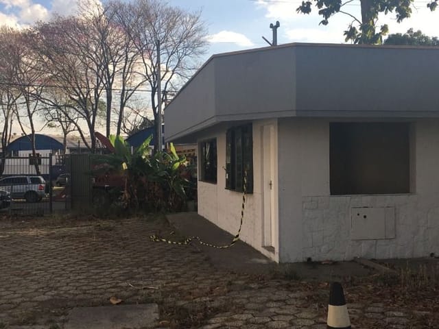 Foto do Galpão / Barracão - Galpão, 544 m² - venda por R$ 2.900.000,00 ou aluguel por R$ 19.895,00/mês - Chácaras Reunidas - São José dos Campos/SP | INDEPENDENCE NEGOCIOS IMOBILIARIOS LTDA