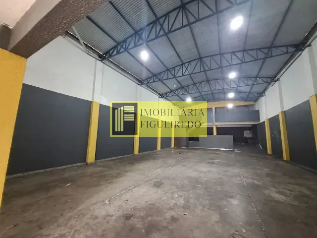 Galpão / Barracão com 429m², para alugar, no bairro Parque Industrial em São José do Rio Preto