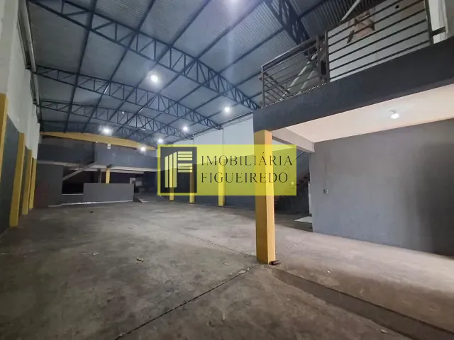 Galpão / Barracão com 429m², para alugar, no bairro Parque Industrial em São José do Rio Preto