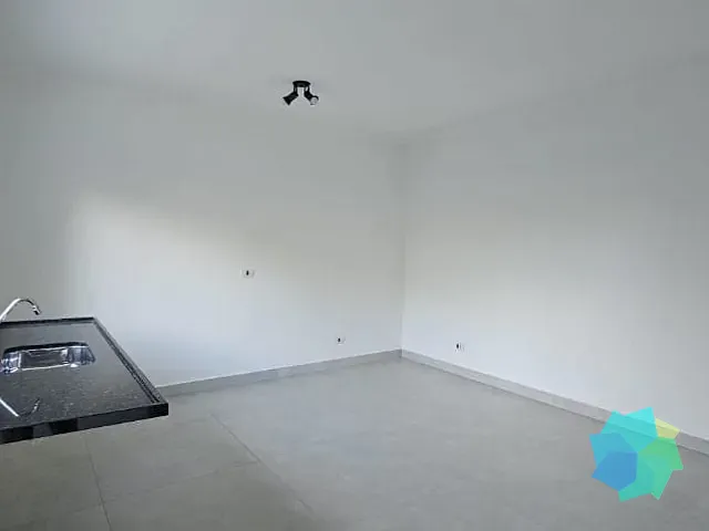 Galpão / Barracão com 300m², para alugar, no bairro Centro em Salto