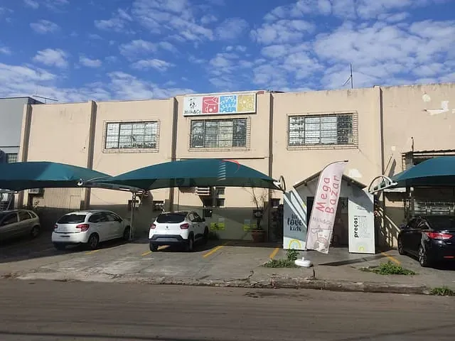 Galpão / Barracão com 558m², à venda, no bairro Jardim Adriana II em Londrina