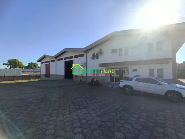 Galpão / Barracão com 1200m², para alugar, no bairro Areias em Teresina