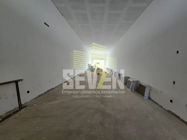 Galpão / Barracão com 240m², para alugar, no bairro Jardim Terra Branca em Bauru