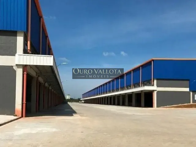 Galpão / Barracão com 2870m², para alugar, no bairro Vila Nova Bonsucesso em Guarulhos