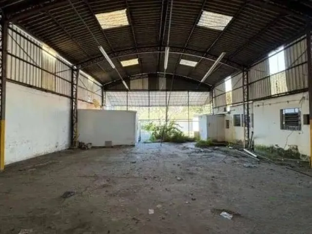 Galpão / Barracão com 1200m², para alugar, no bairro Jardim em Santo André