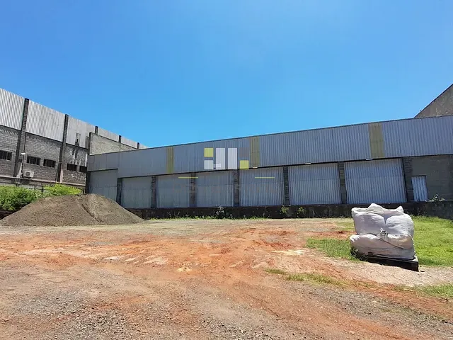 Galpão / Barracão com 2400m², à venda ou para alugar, no bairro Parque Virgílio Viel em Sumaré