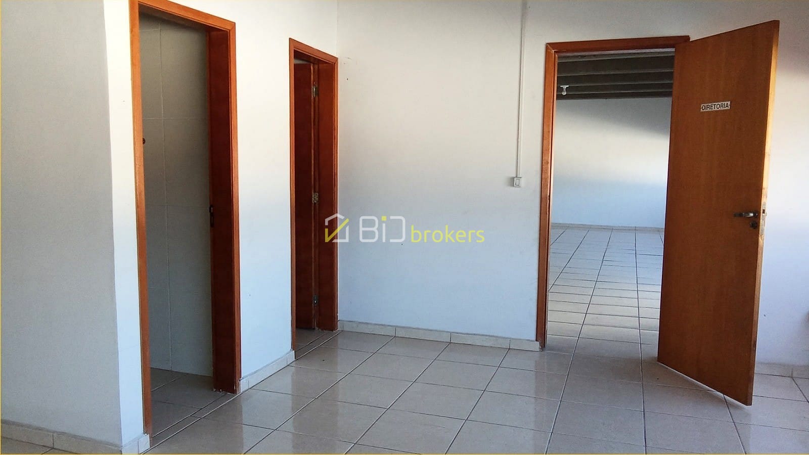 Depósito-Galpão-Armazém para alugar, 1000m² - Foto 11