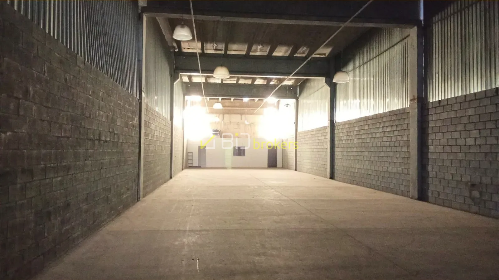 Depósito-Galpão, 1000 m² - Foto 1