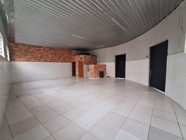 Loja com 130m², para alugar, no bairro Residencial Monte Libano em Birigui