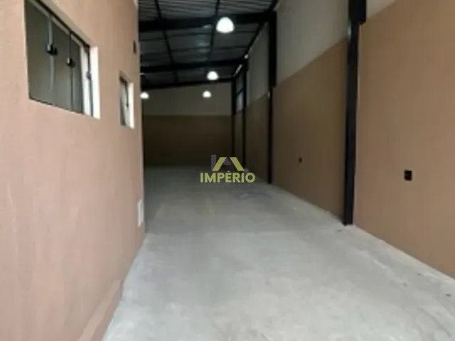 Galpão / Barracão com 206m², para alugar, no bairro Vila Teixeira em Salto