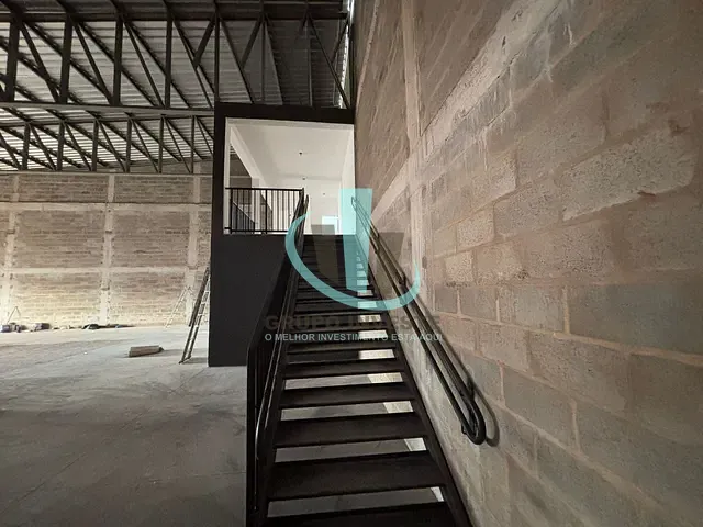 Galpão / Barracão com 900m², para alugar, no bairro Centro em Araraquara