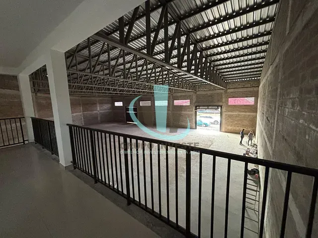 Galpão / Barracão com 900m², para alugar, no bairro Centro em Araraquara