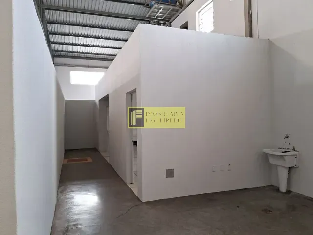 Galpão / Barracão com 1070m², para alugar, no bairro Vila Fioresi em São José do Rio Preto