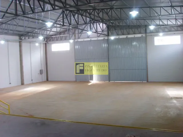 Galpão / Barracão com 1070m², para alugar, no bairro Vila Fioresi em São José do Rio Preto