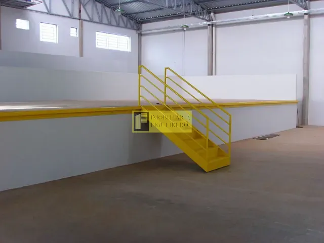 Galpão / Barracão com 1070m², para alugar, no bairro Vila Fioresi em São José do Rio Preto