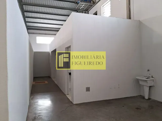 Galpão / Barracão com 1070m², para alugar, no bairro Vila Fioresi em São José do Rio Preto