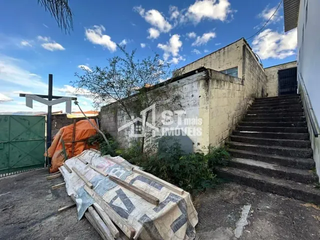 Galpão / Barracão com 150m², à venda, no bairro Jardim Alvorada em Andradas