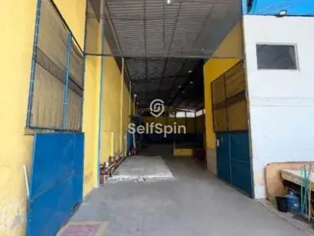 Galpão / Barracão para alugar, no bairro Sapê em Niterói