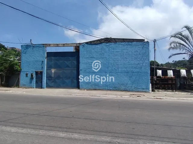 Galpão / Barracão para alugar, no bairro Sapê em Niterói