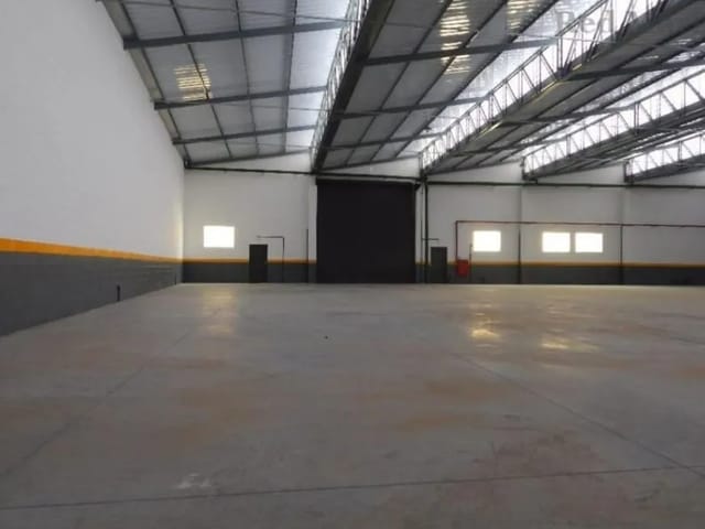 Galpão / Barracão com 2600m², à venda, no bairro Vila Monumento em São Paulo