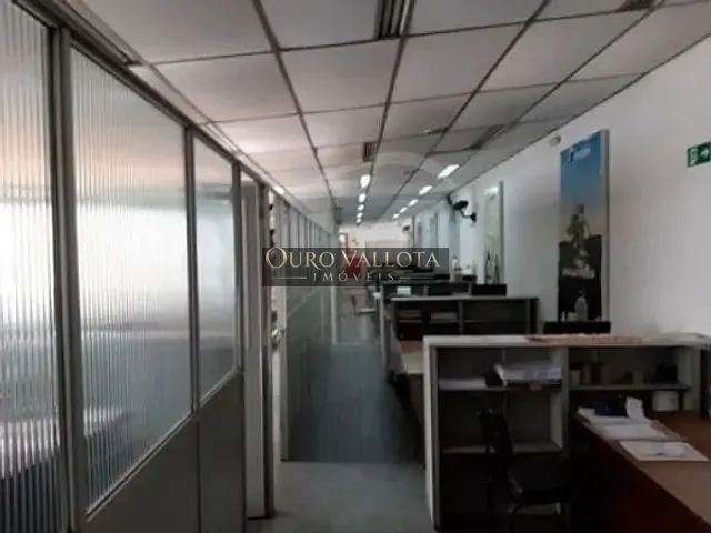 Galpão / Barracão com 3324m², para alugar, no bairro Vila Nilo em São Paulo