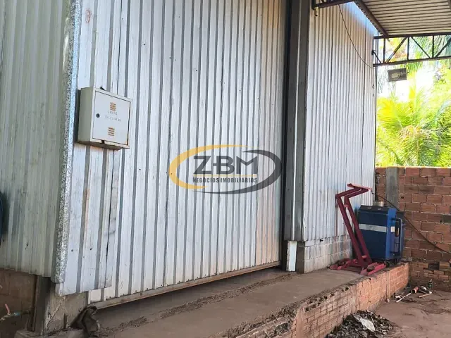 Galpão / Barracão com 500m², para alugar, no bairro Estância Dlaville em Londrina