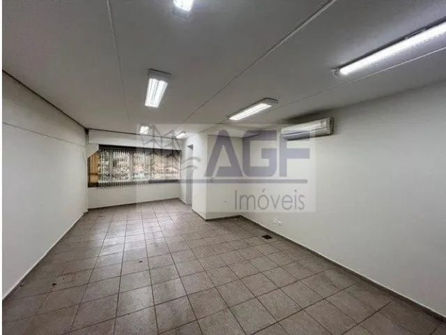 Galpão / Barracão com 211m², para alugar, no bairro Casa Grande em Diadema
