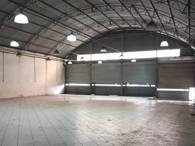 Galpão / Barracão com 1000m², para alugar, no bairro Vila Tibiriçá em Santo André