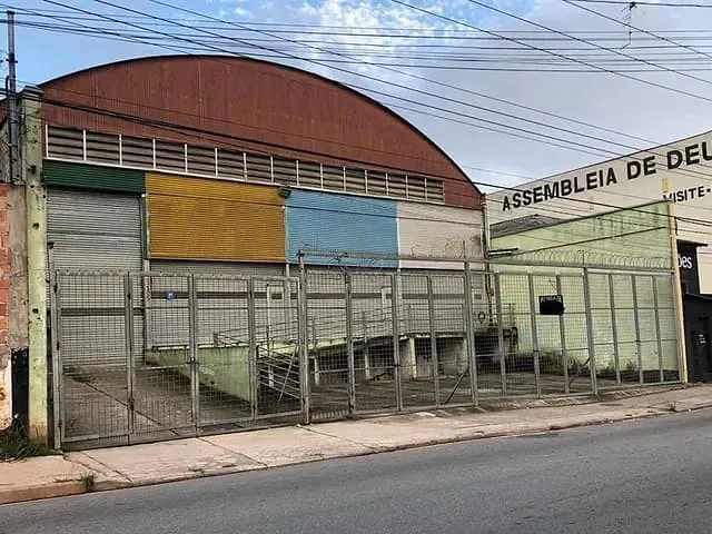 Galpão / Barracão com 1000m², para alugar, no bairro Vila Tibiriçá em Santo André