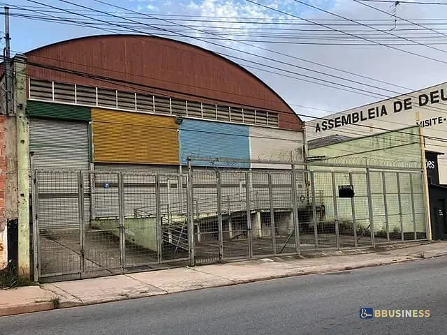Galpão / Barracão com 1000m², para alugar, no bairro Vila Tibiriçá em Santo André