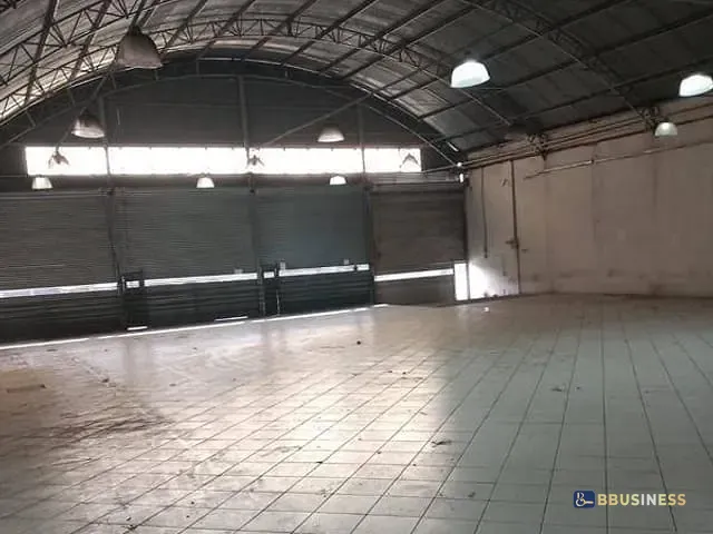 Galpão / Barracão com 1000m², para alugar, no bairro Vila Tibiriçá em Santo André
