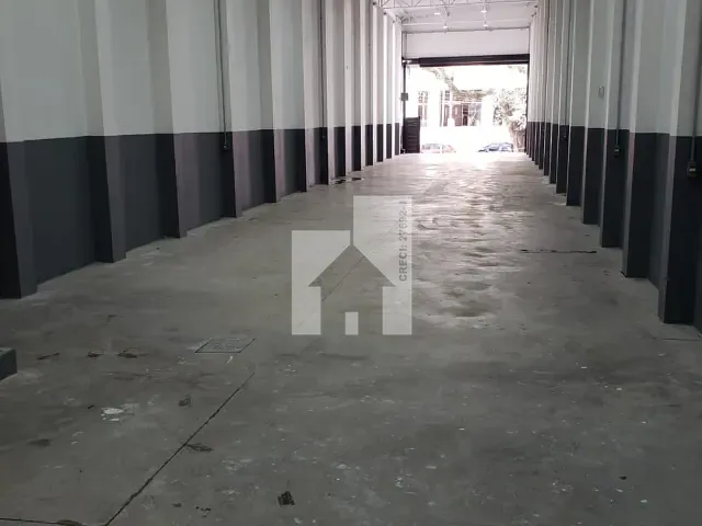 Galpão / Barracão à venda ou para alugar, no bairro Centro em Jundiaí