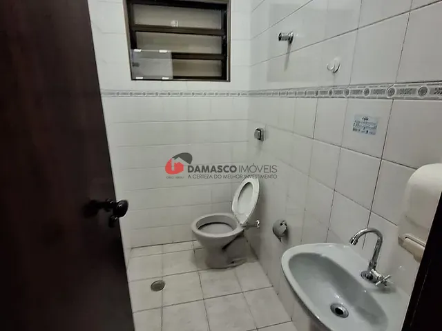 Galpão / Barracão com 350m², para alugar, no bairro Jardim em Santo André