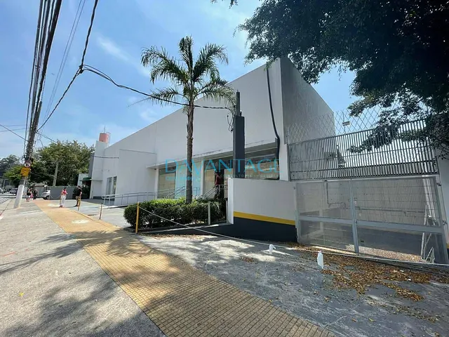 Galpão / Barracão com 938m², para alugar, no bairro Jardim Jaraguá (São Domingos) em São Paulo