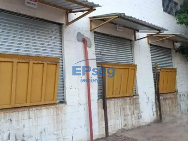 Galpão / Barracão com 2500m², para alugar, no bairro Helena em Londrina