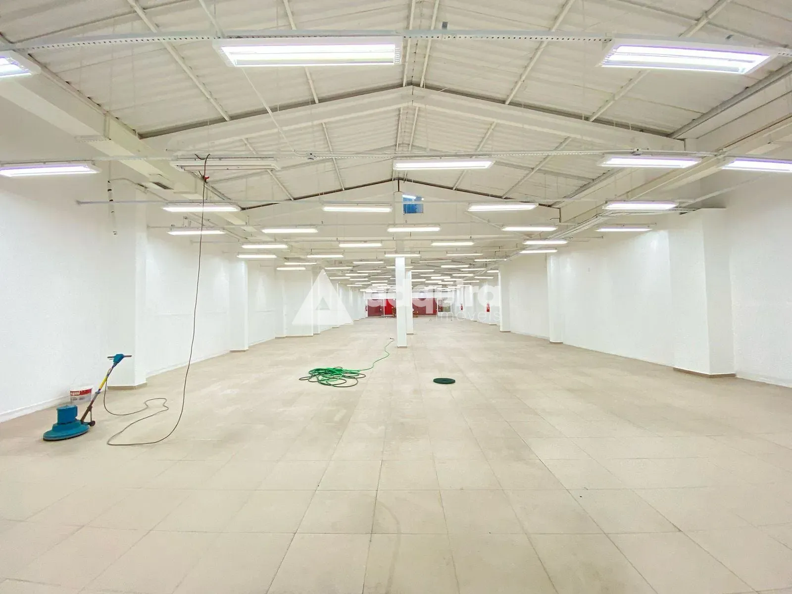 Depósito-Galpão, 697 m² - Foto 5